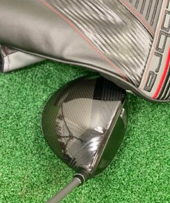 Alternative view of Driver Cobra King F8 9.0 xstiff gaucher
